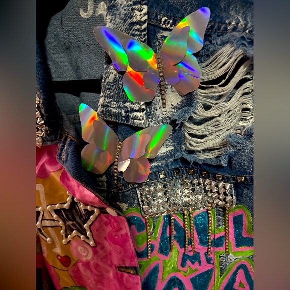 Vibrant Women's Jean Jacket by PR Designer Jazz with Artistic Flair. Fits 2x- 3x - Picture 5 of 15